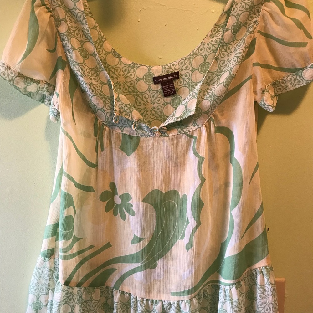 Coco and Chase Ladies blouse